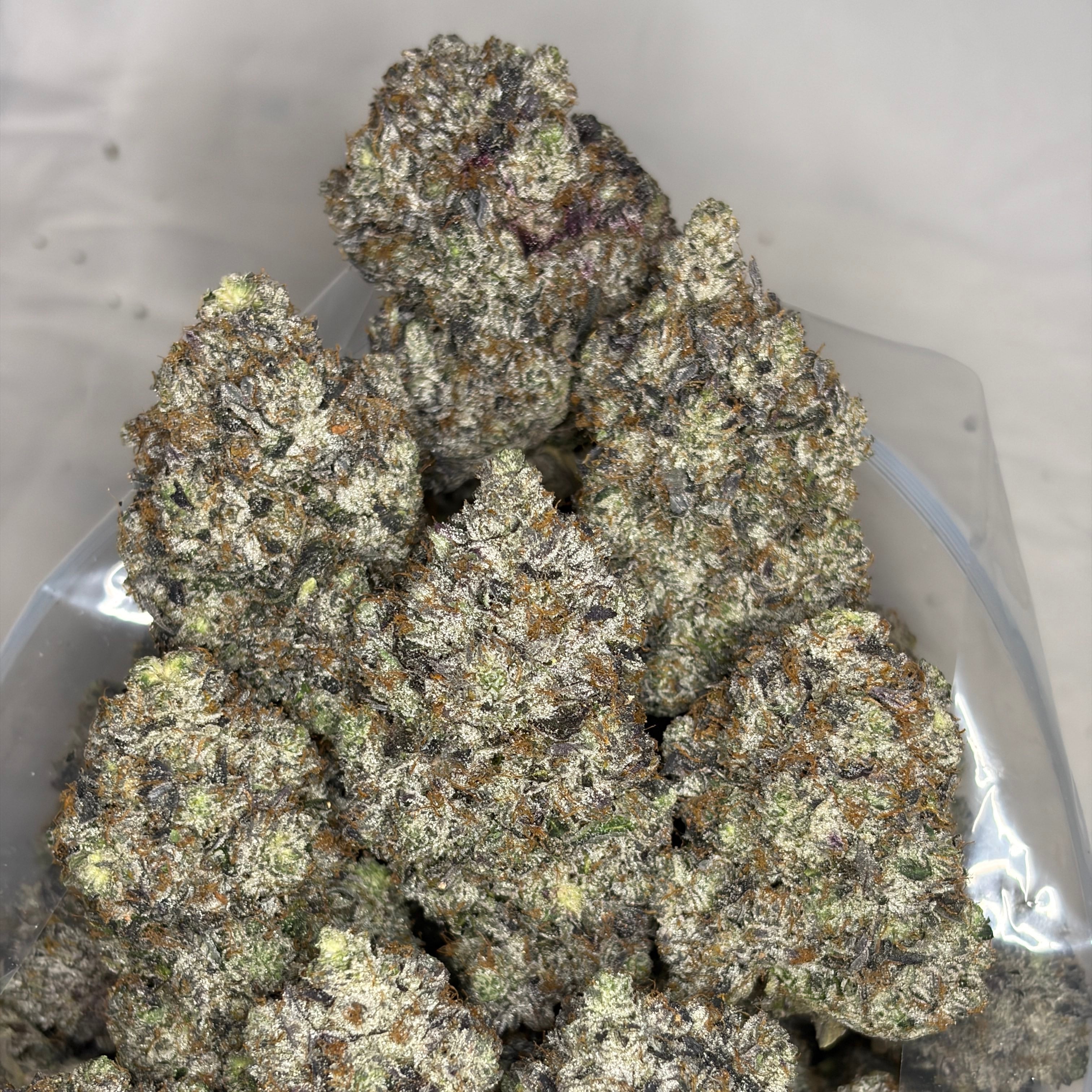 Creamsicle Pink LSO premium indica buds – orange-cream sweetness and OG kush finish – Toronto delivery