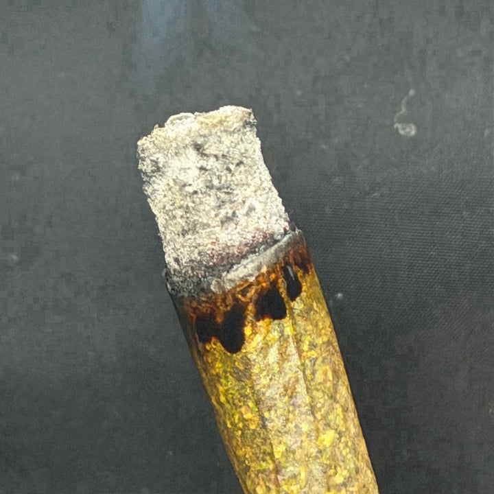 Grumpz Pink LSO clean burn white ash joint smooth smoke test – buy weed online Toronto