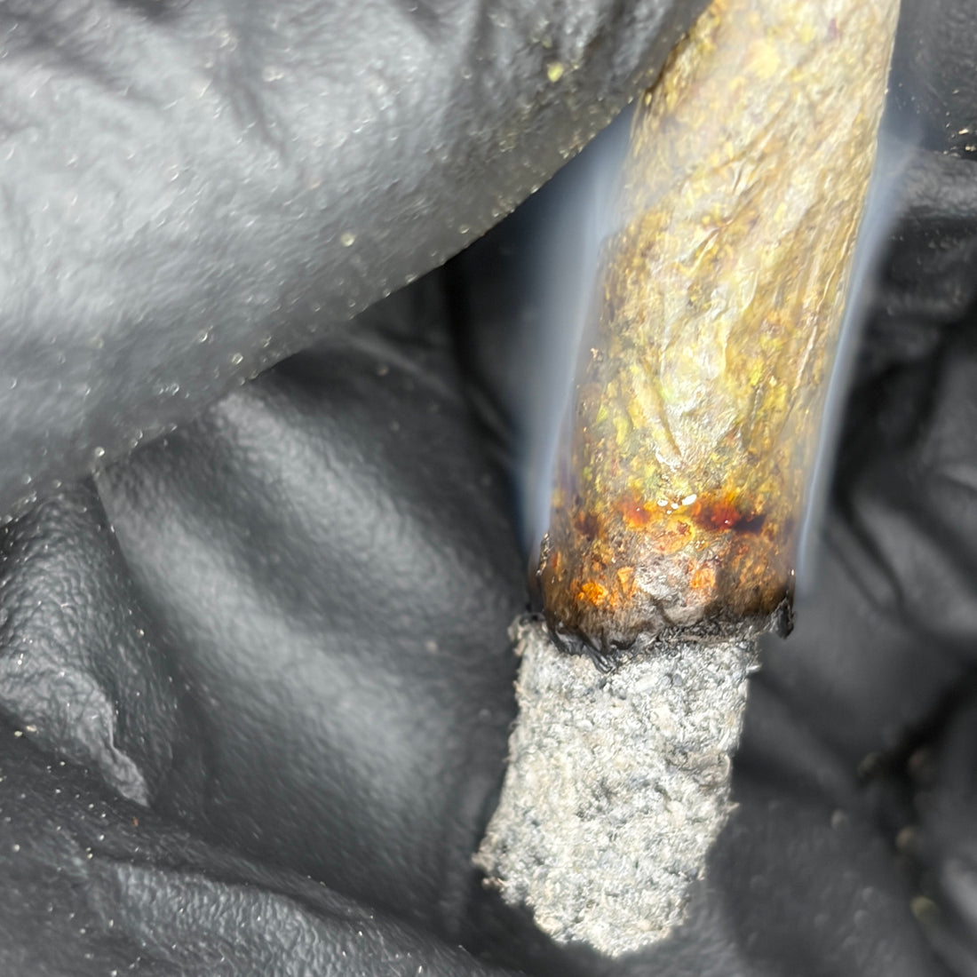 Joint of Pink TruffleZ LSO burning clean white ash – Living Soil Organic indica weed – Toronto GTA delivery