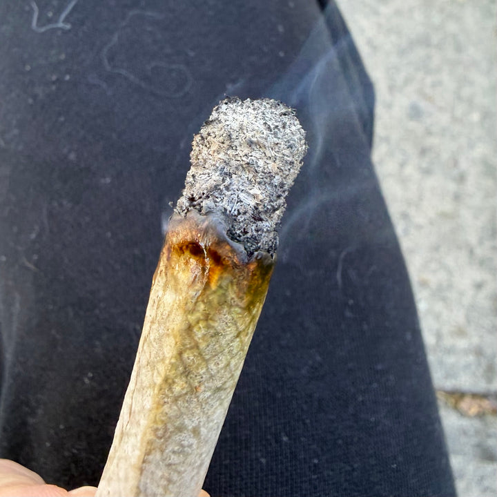 Pink Cartier clean burn white ash test premium AAAAA weed Toronto