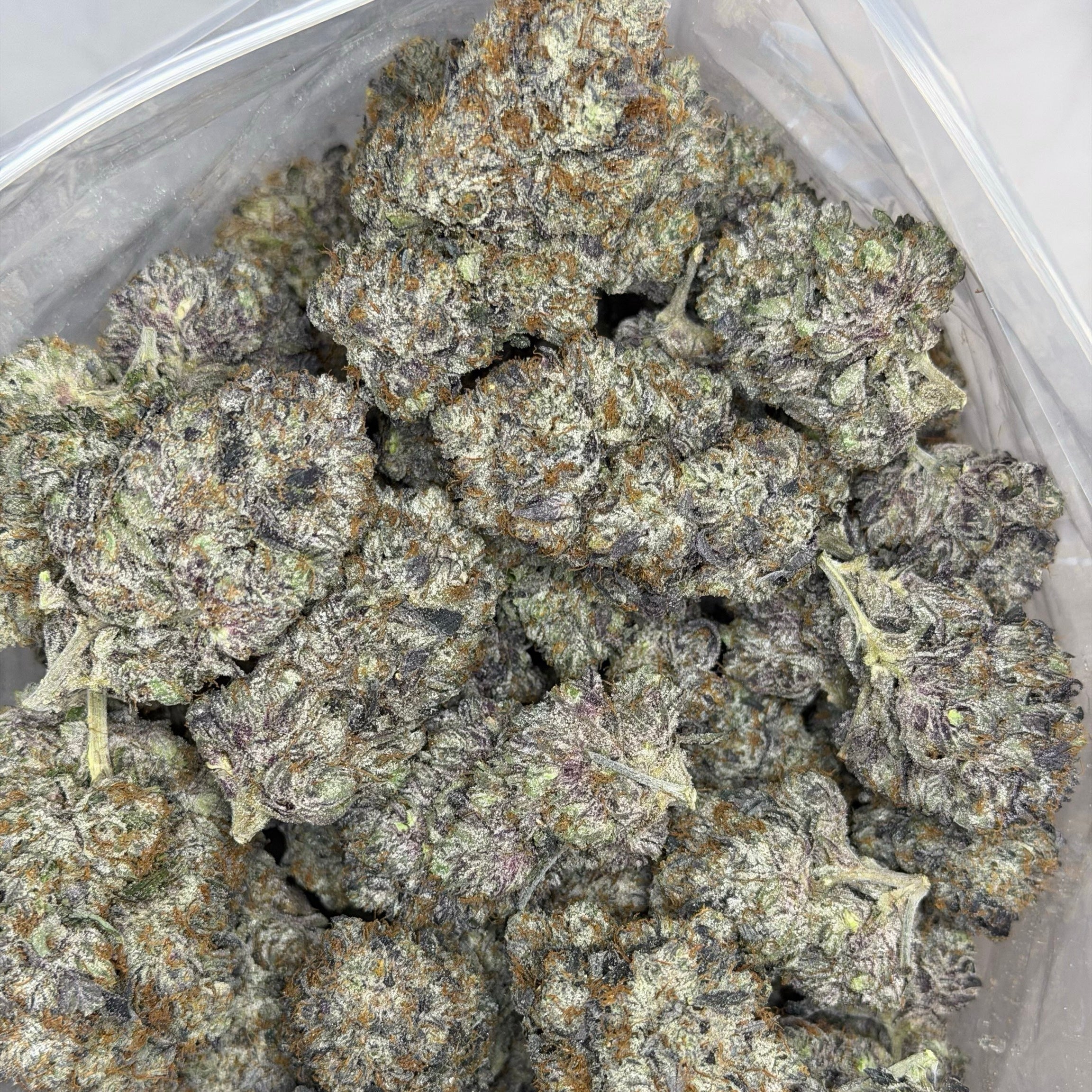 Purple crystal gas buds Pink Fallout LSO – BC micro-craft living soil weed