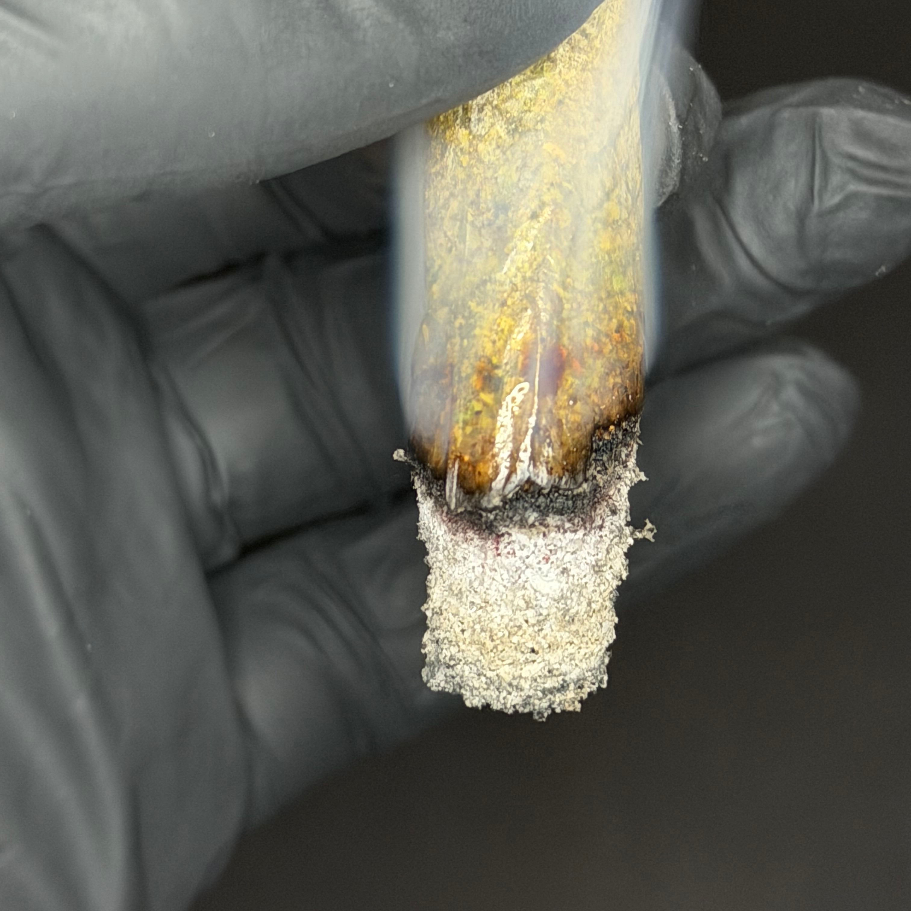 Sour Jamaican Lime Pink clean white ash burn test AAAAA Indica premium gas cannabis strain Toronto