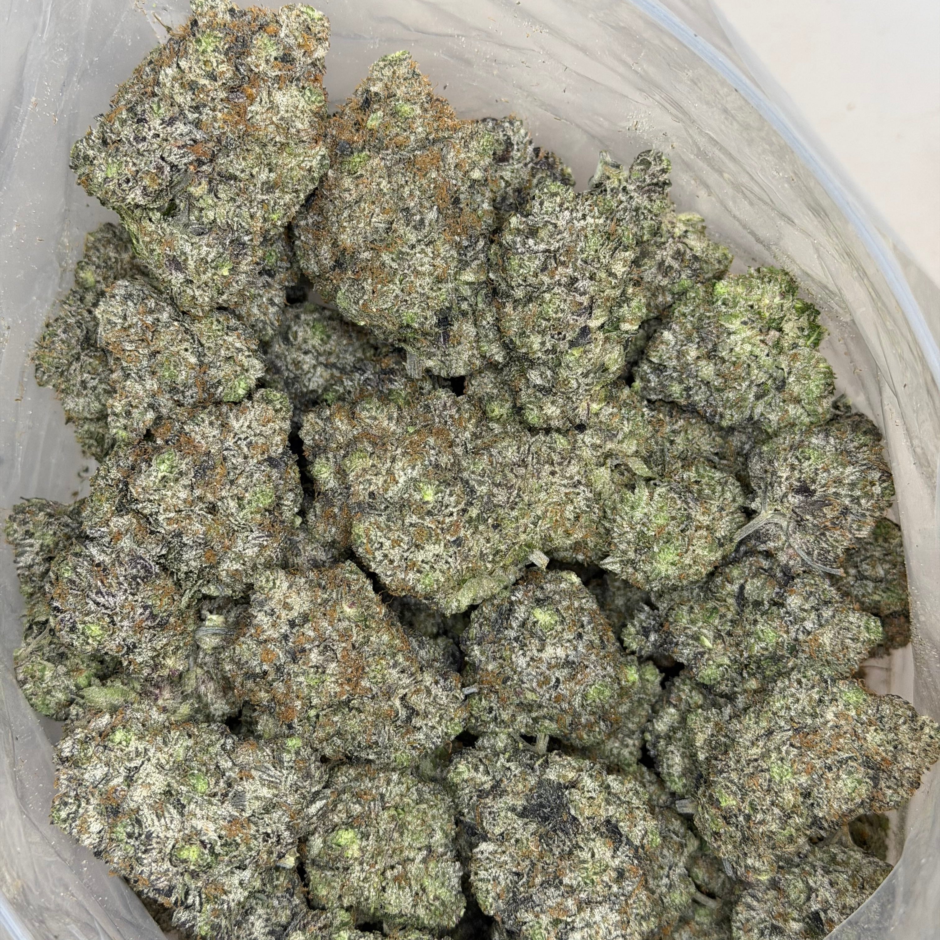 Super Goo AAAAA hybrid indica buds – premium gas strain with crystal coverage and clean burn